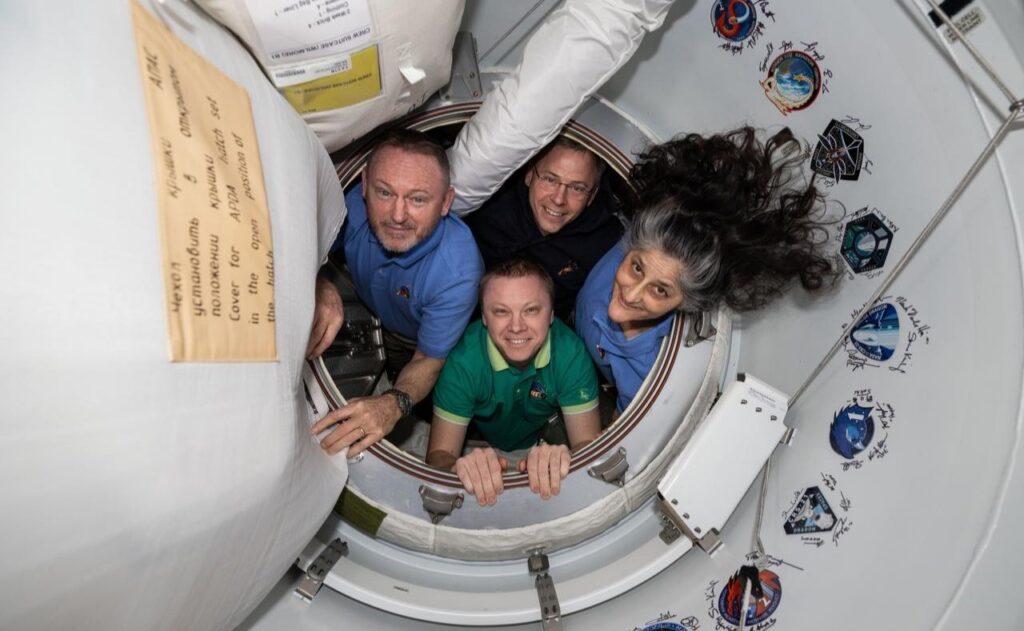 NASA: astronaut Sunita Williams is returning to Earth after 9 months