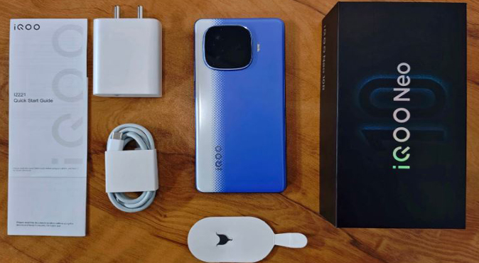 Best Phone Under 25000 (iQOO Neo 10 R)
